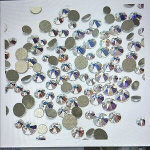 SWAROVSKI Sparkling Rhinestone Gems